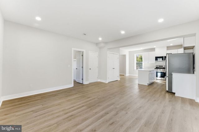 9204 DOUGLAS ST, Manassas, VA 20110