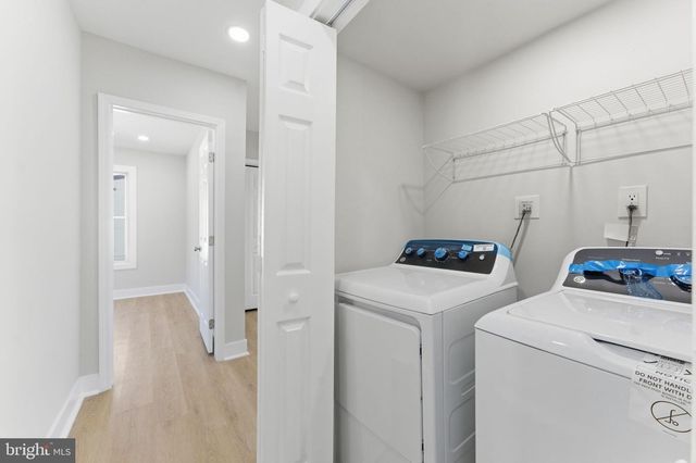 9204 DOUGLAS ST, Manassas, VA 20110