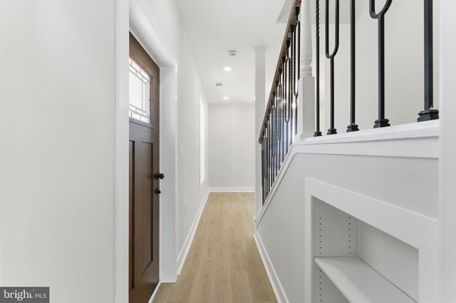 9204 DOUGLAS ST, Manassas, VA 20110