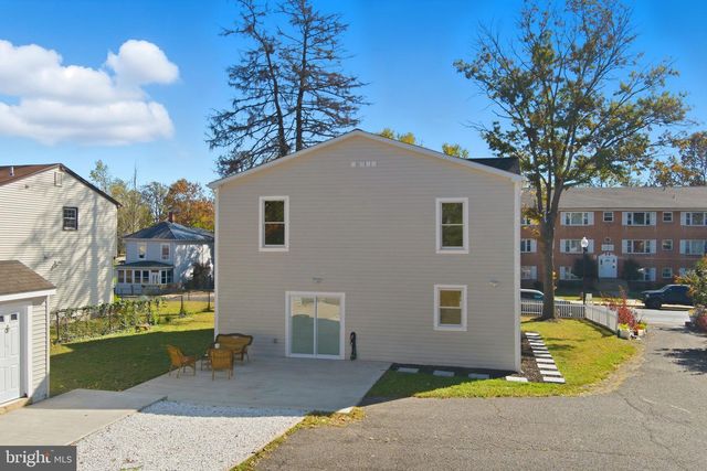 9204 DOUGLAS ST, Manassas, VA 20110