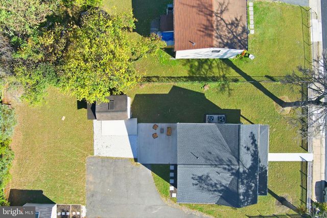 9204 DOUGLAS ST, Manassas, VA 20110