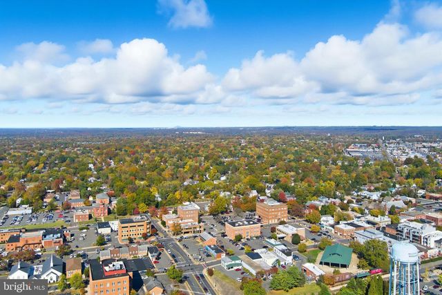 9204 DOUGLAS ST, Manassas, VA 20110