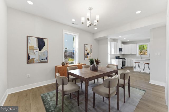 9204 DOUGLAS ST, Manassas, VA 20110