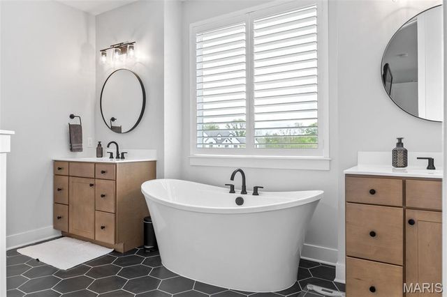 115 Markham Trail Lane, Defiance, MO 63341