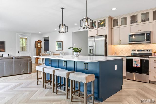 115 Markham Trail Lane, Defiance, MO 63341