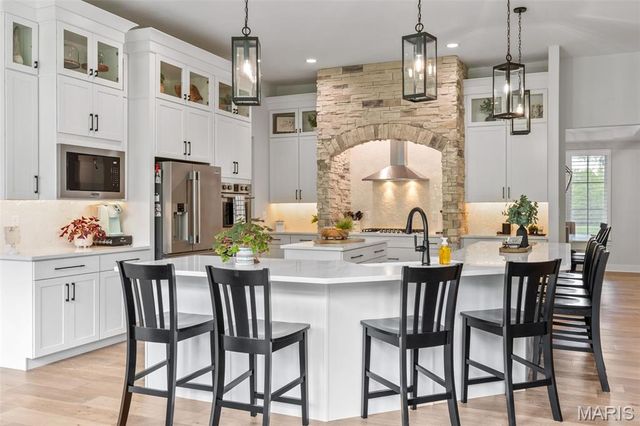 115 Markham Trail Lane, Defiance, MO 63341