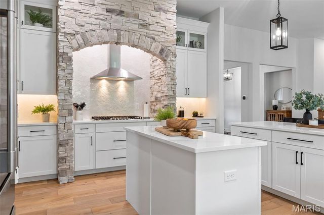 115 Markham Trail Lane, Defiance, MO 63341