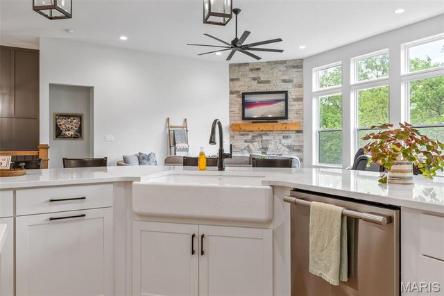 115 Markham Trail Lane, Defiance, MO 63341