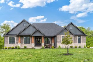 115 Markham Trail Lane, Defiance, MO 63341