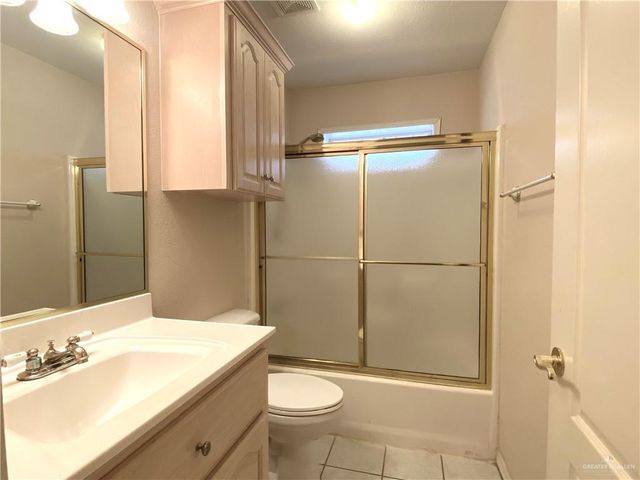 1500 E 1st Street, Mission, TX 78572