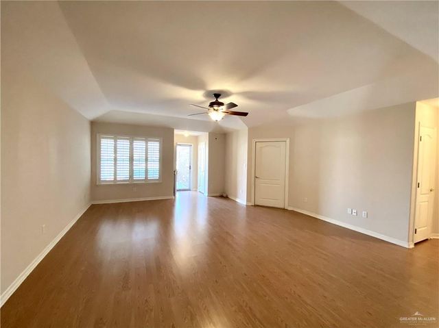 1500 E 1st Street, Mission, TX 78572