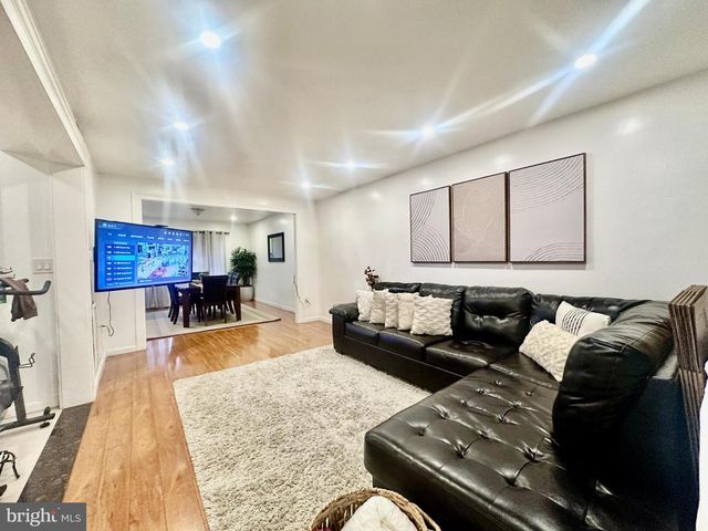 3230 BRIGHTON ST, Philadelphia, PA 19149