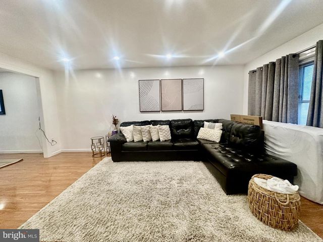 3230 BRIGHTON ST, Philadelphia, PA 19149