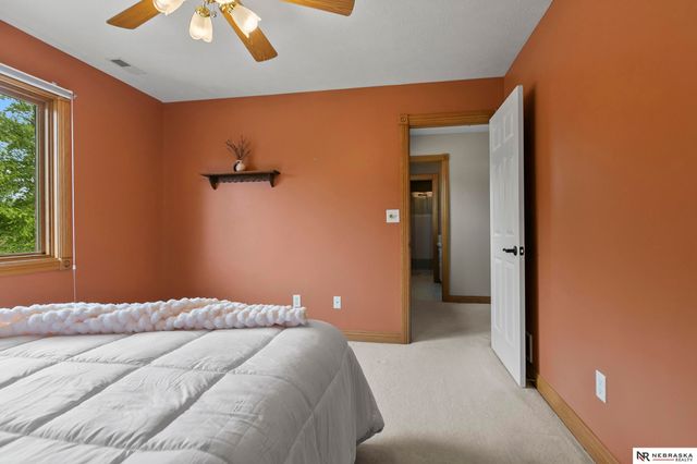 723 Lancashire Court, Lincoln, NE 68510