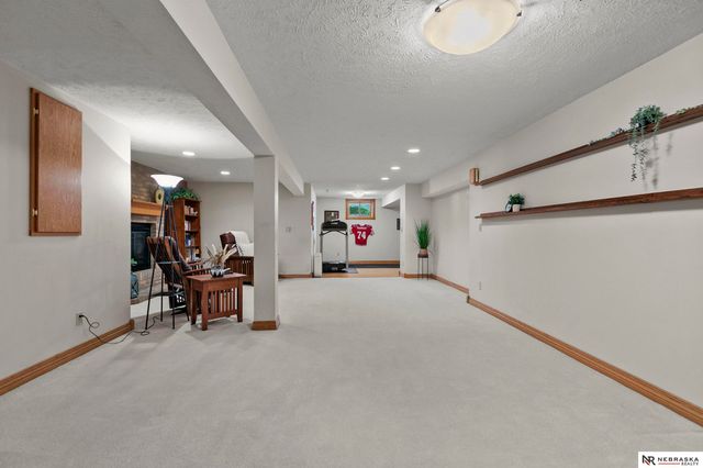 723 Lancashire Court, Lincoln, NE 68510
