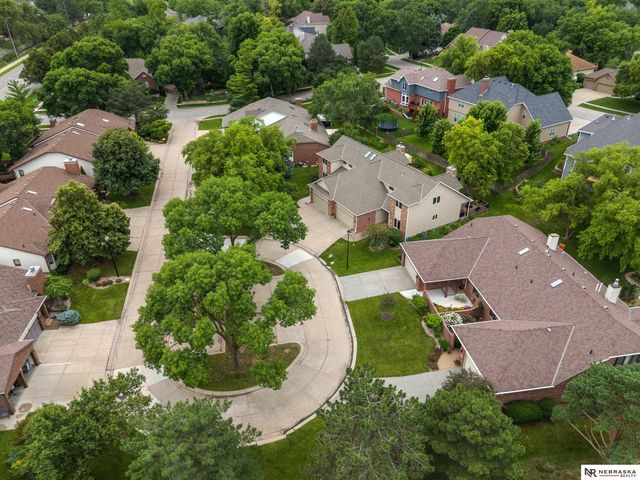 723 Lancashire Court, Lincoln, NE 68510