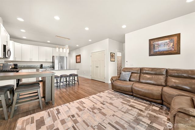 4761 S Golf Course Drive, Blaine, WA 98230