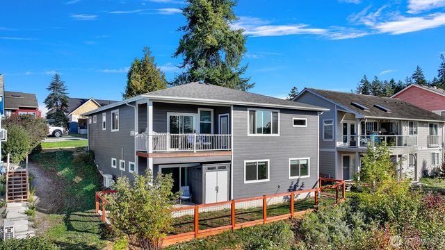 4761 S Golf Course Drive, Blaine, WA 98230