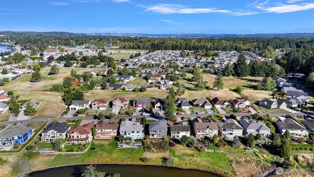 4761 S Golf Course Drive, Blaine, WA 98230