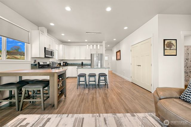 4761 S Golf Course Drive, Blaine, WA 98230