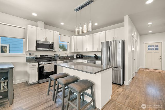 4761 S Golf Course Drive, Blaine, WA 98230