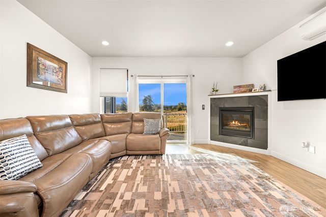 4761 S Golf Course Drive, Blaine, WA 98230