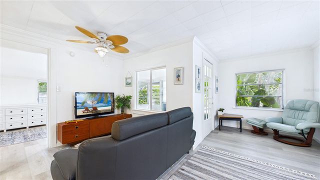 3025 56TH STREET S, Gulfport, FL 33707