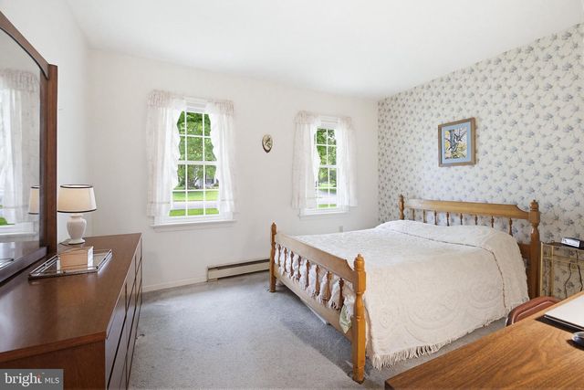 2311 STARLITE DR, Lancaster, PA 17602