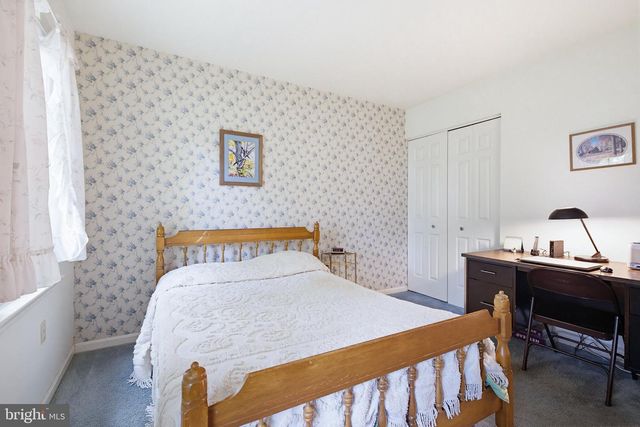 2311 STARLITE DR, Lancaster, PA 17602