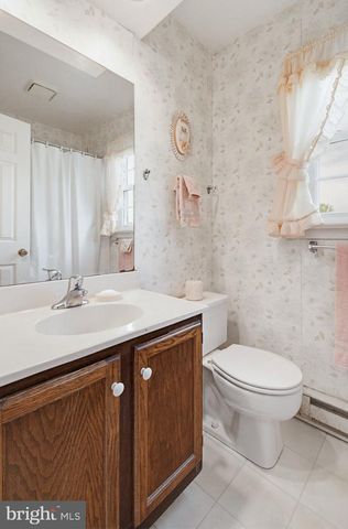 2311 STARLITE DR, Lancaster, PA 17602