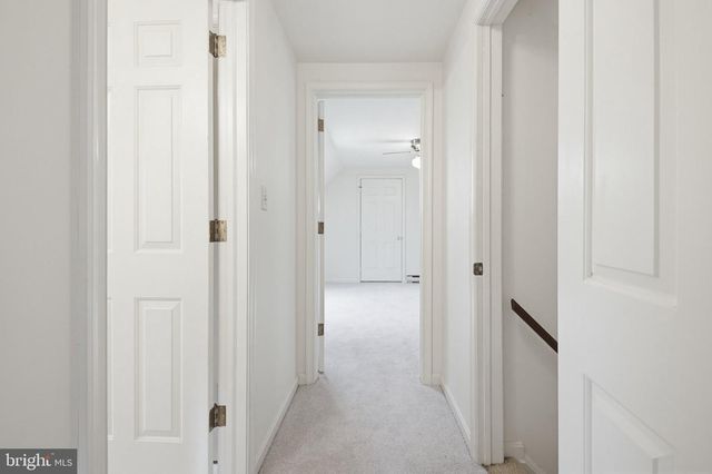 2311 STARLITE DR, Lancaster, PA 17602
