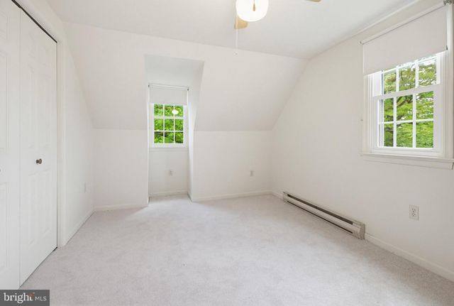 2311 STARLITE DR, Lancaster, PA 17602