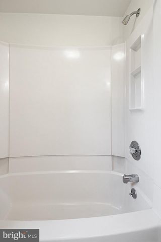 2311 STARLITE DR, Lancaster, PA 17602