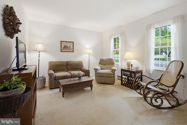 2311 STARLITE DR, Lancaster, PA 17602