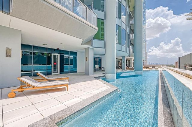 1600 Post Oak Boulevard 1402, Houston, TX 77056