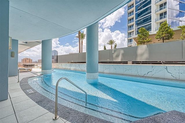 1600 Post Oak Boulevard 1402, Houston, TX 77056