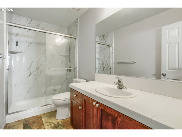 16784 Nw ARIZONA Dr, Beaverton, OR 97006
