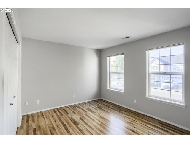 16784 Nw ARIZONA Dr, Beaverton, OR 97006