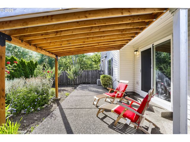 16784 Nw ARIZONA Dr, Beaverton, OR 97006