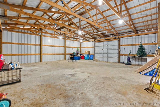 20435 Grant Road, Okmulgee, OK 74447