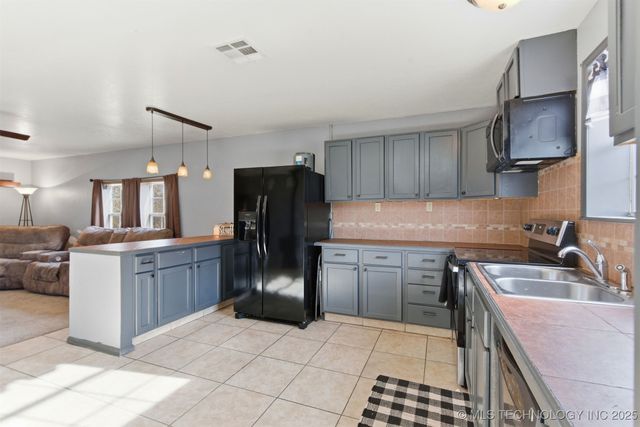 20435 Grant Road, Okmulgee, OK 74447