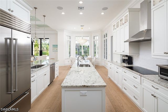 2595 Half Moon WALK, Naples, FL 34102