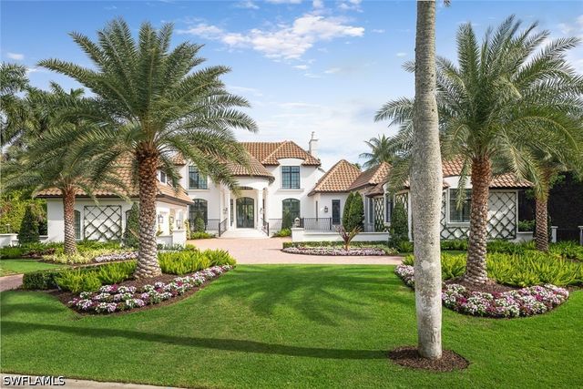 2595 Half Moon WALK, Naples, FL 34102