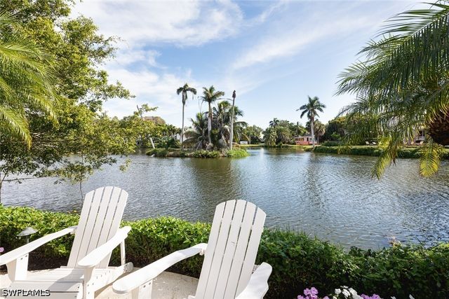 2595 Half Moon WALK, Naples, FL 34102