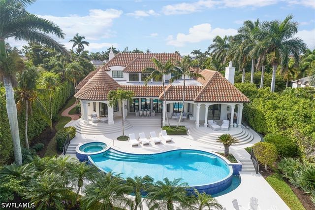 2595 Half Moon WALK, Naples, FL 34102