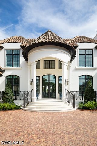 2595 Half Moon WALK, Naples, FL 34102