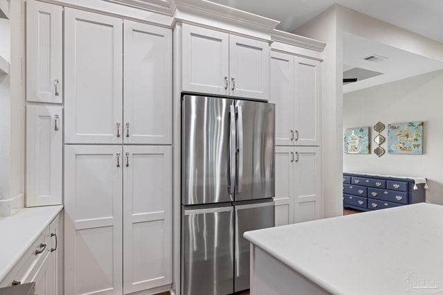 5917 Dahoon Dr, Pensacola, FL 32526