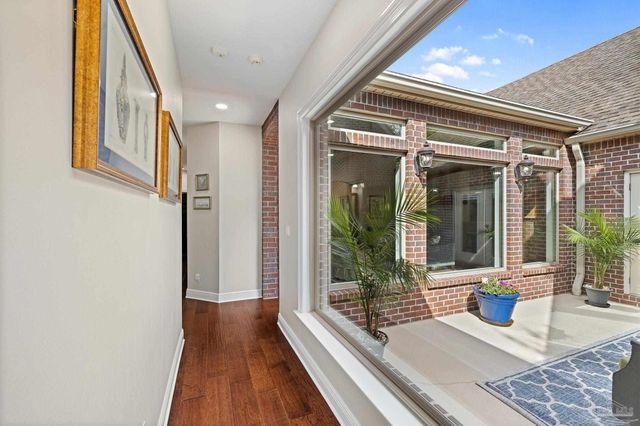 5917 Dahoon Dr, Pensacola, FL 32526