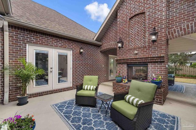 5917 Dahoon Dr, Pensacola, FL 32526