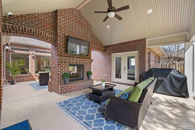 5917 Dahoon Dr, Pensacola, FL 32526